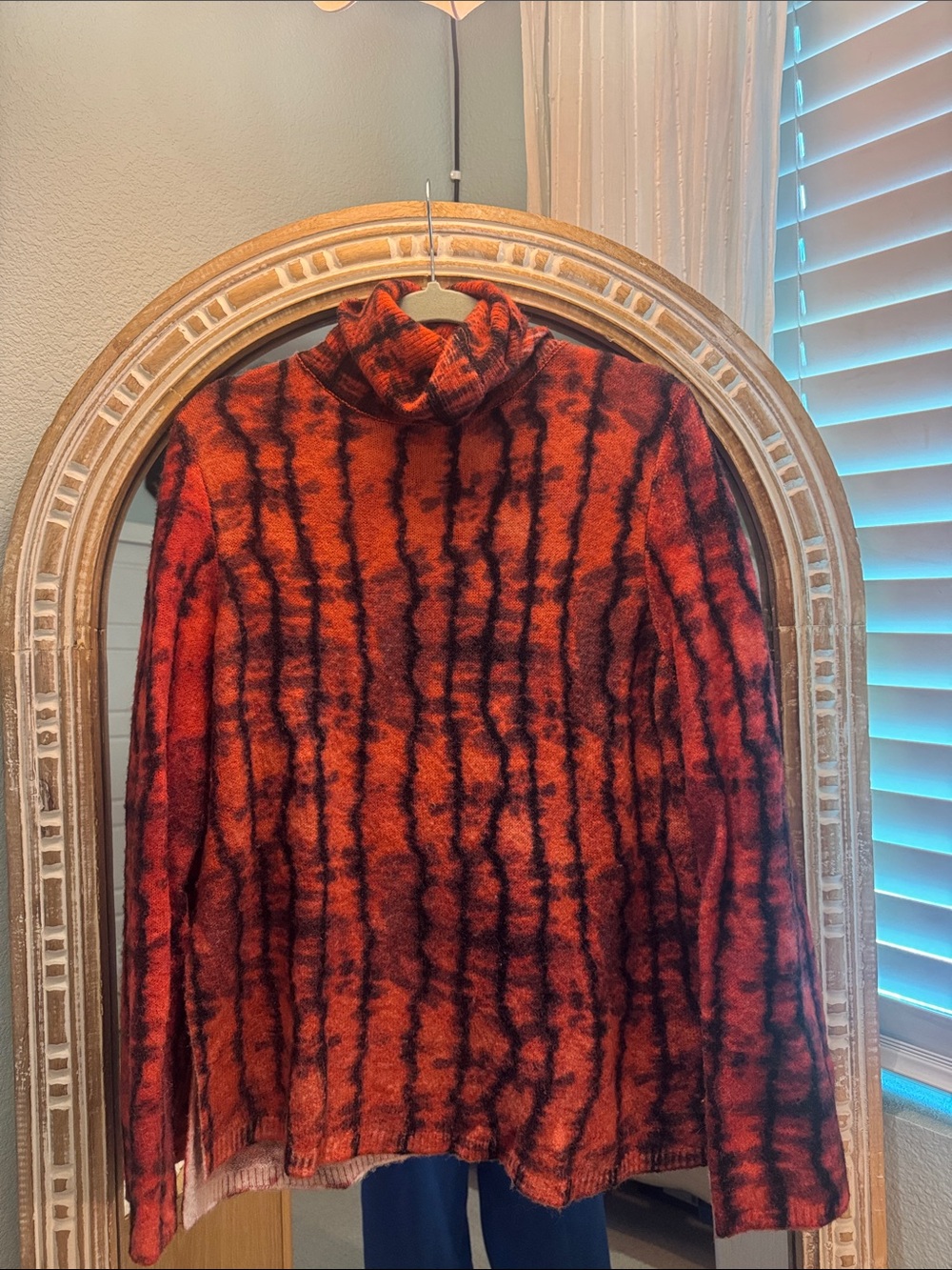 Zara turtle neck sweater red and black dyed